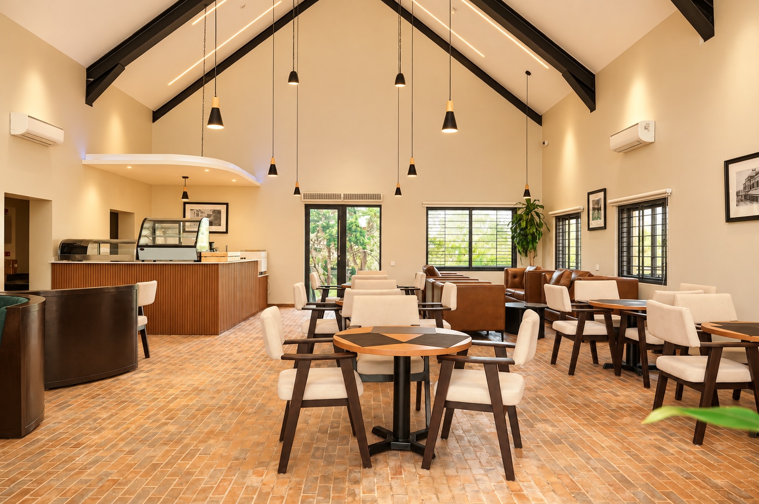 The Laundry Caf&eacute; dining room